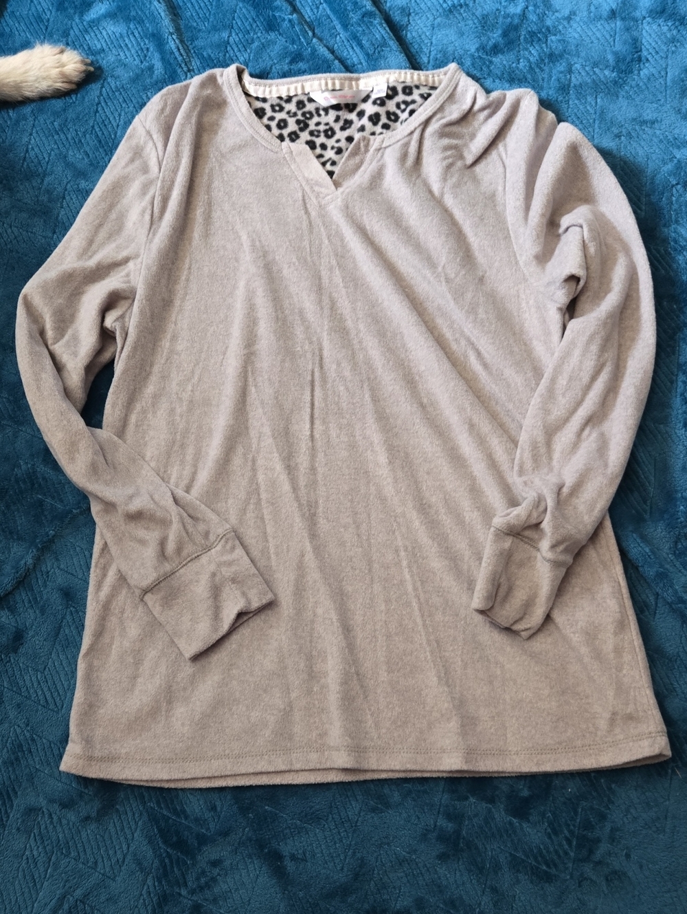 5/20 Cozy V-Neck Long Sleeve Pajama Top - Light Grey